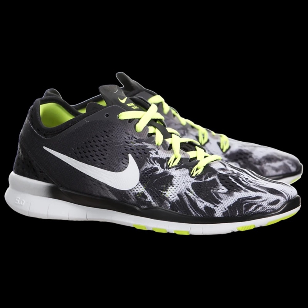 NIKE FREE TR FIT 5.0 sz.8
